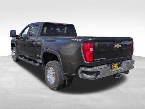 Green 2022 Chevrolet Silverado 3500 LT