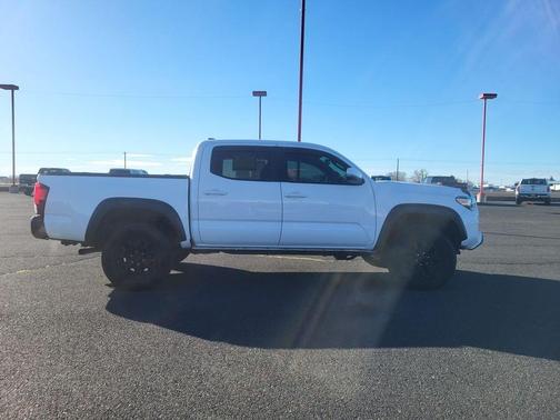 White 2018 Toyota Tacoma TRD Off Road