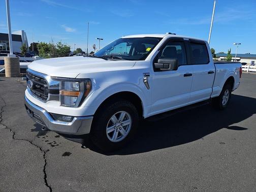 White 2023 Ford F-150 XLT