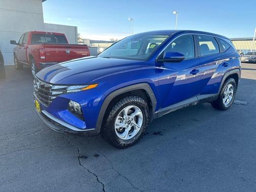 Blue 2022 Hyundai TUCSON SE