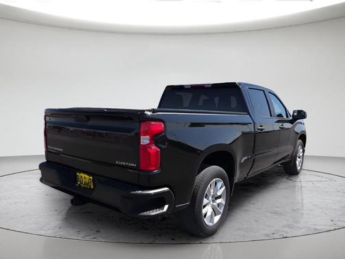 Black 2022 Chevrolet Silverado 1500 Limited Custom