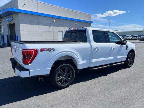 White 2022 Ford F-150 XLT