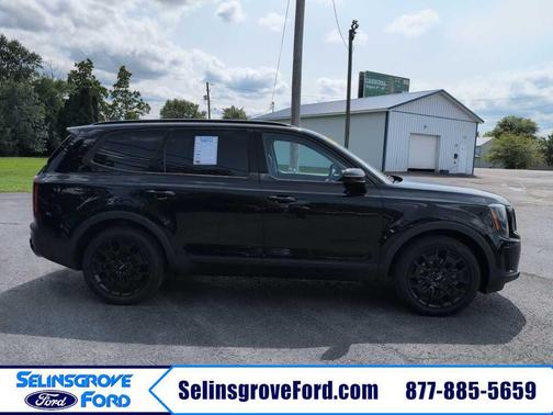 Ebony Black 2022 Kia Telluride SX