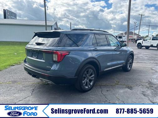 Vapor Blue Metallic 2025 Ford Explorer Active
