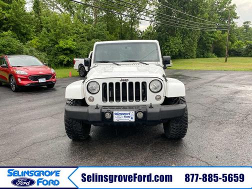 Bright White Clearcoat 2015 Jeep Wrangler Unlimited Altitude