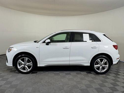 2022 Audi Q3 45 S line Premium Plus