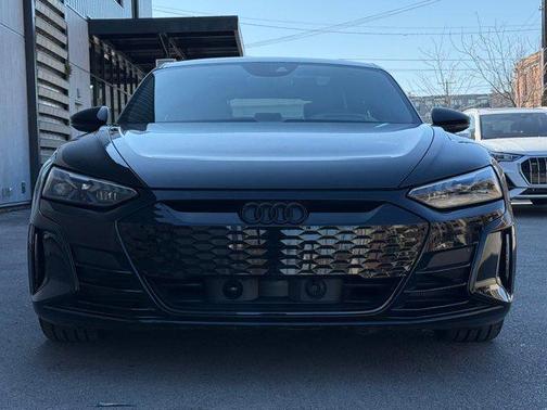2022 Audi e-tron GT Premium Plus