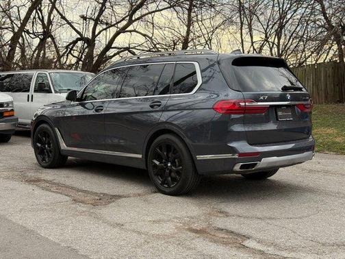 2020 BMW X7 xDrive40i