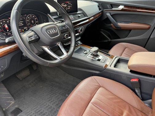 2018 Audi Q5 2.0T Premium Plus