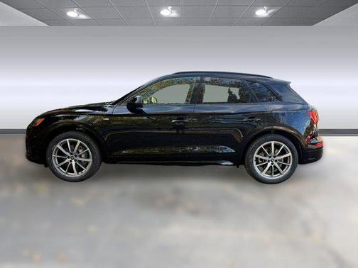 2022 Audi Q5 55 S line Premium Plus