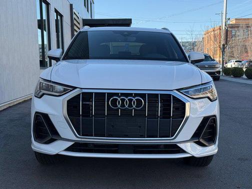2024 Audi Q3 45 S line Premium Plus