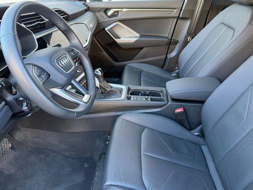 2024 Audi Q3 45 S line Premium Plus