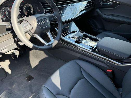 2026 Audi Q7 55 Premium Plus