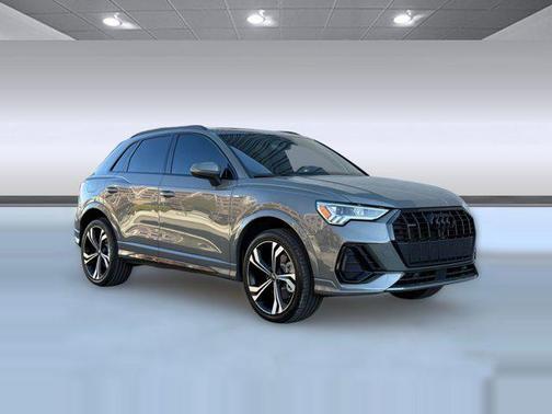 2023 Audi Q3 45 S line Premium Plus