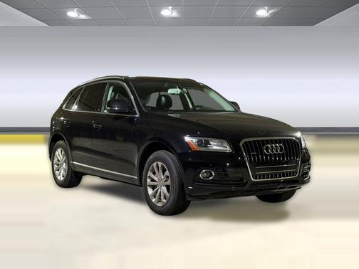 Brilliant Black 2016 Audi Q5 2.0T Premium Plus