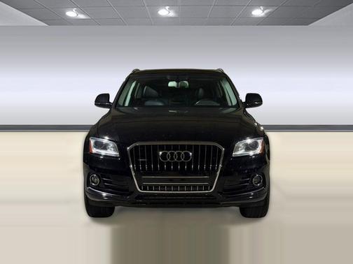 Brilliant Black 2016 Audi Q5 2.0T Premium Plus