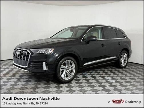 2023 Audi Q7 45 Premium Plus