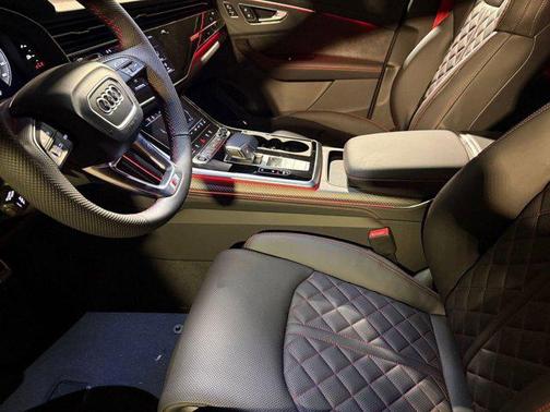 2026 Audi Q7 55 Prestige