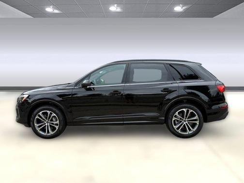 2026 Audi Q7 45 Premium