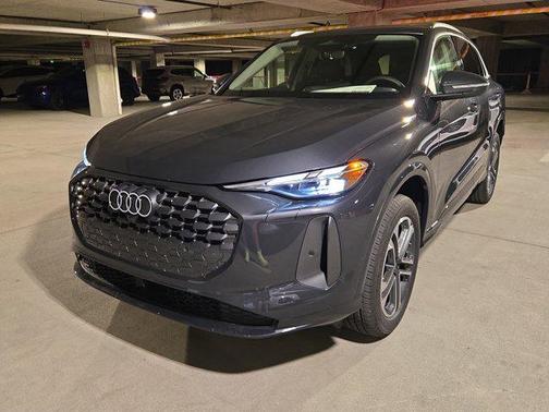 2025 Audi Q5 Premium