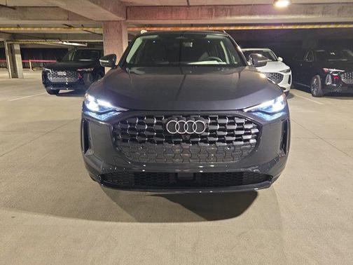 2025 Audi Q5 Premium