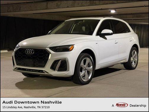 Glacier White Metallic 2023 Audi Q5 45 S line Premium Plus