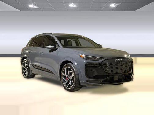 Magnet Gray 2025 Audi SQ6 e-tron Premium Plus quattro