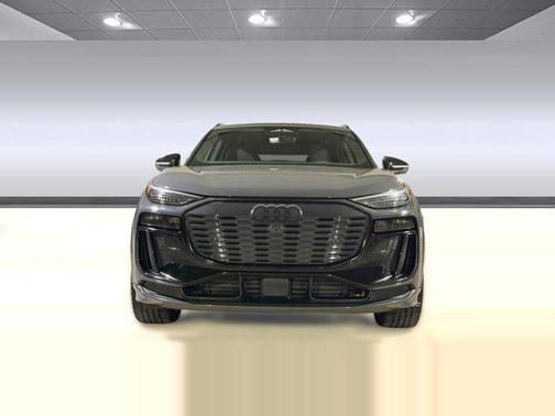 Magnet Gray 2025 Audi SQ6 e-tron Premium Plus quattro