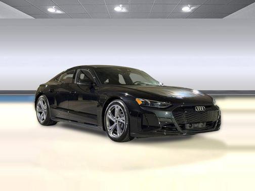 Mythos Black Metallic 2024 Audi e-tron GT Prestige quattro