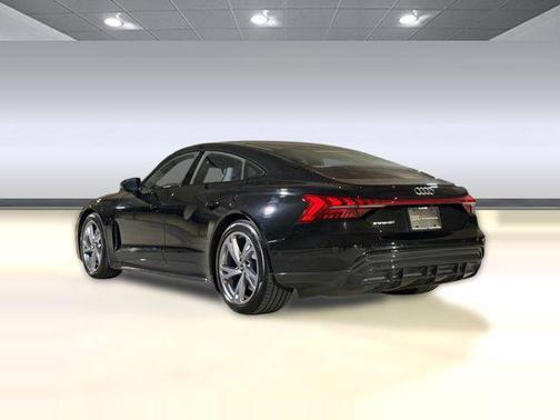 Mythos Black Metallic 2024 Audi e-tron GT Prestige quattro