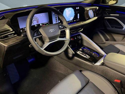 Mythos Black Metallic 2026 Audi Q5 Premium Plus TFSI quattro S tronic