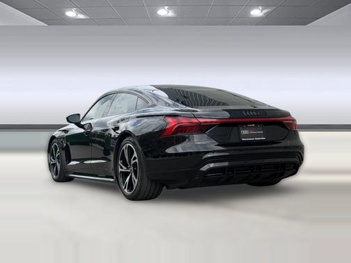 Mythos Black Metallic 2023 Audi e-tron GT Premium Plus quattro