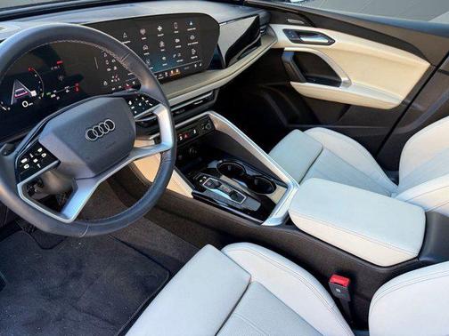 2025 Audi Q5 Premium Plus TFSI quattro S tronic