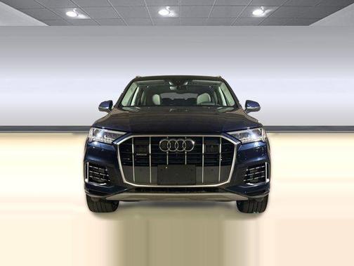 2023 Audi Q7 55 Prestige