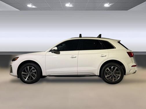 Ibis White 2022 Audi Q5 45 S line Premium