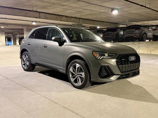 2025 Audi Q3 Premium 45 TFSI S line quattro Tiptronic