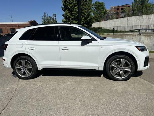2025 Audi Q5 45 S line Premium