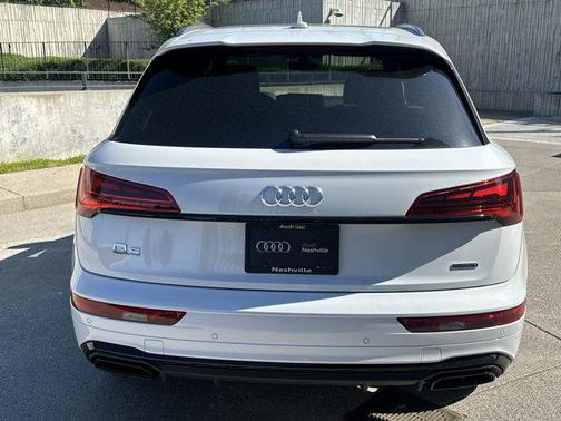 2025 Audi Q5 45 S line Premium