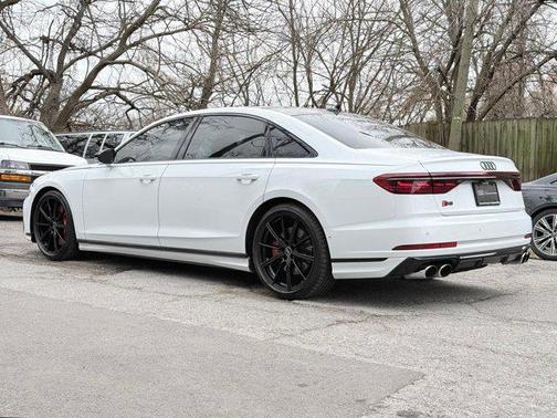 2022 Audi S8 4.0T