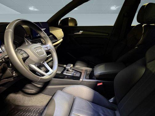 2023 Audi Q5 45 S line Premium