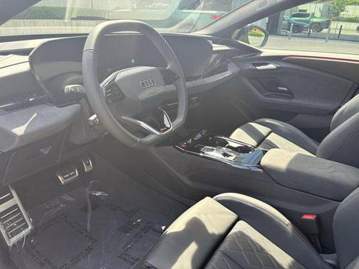 2025 Audi S6 e-tron Premium Plus