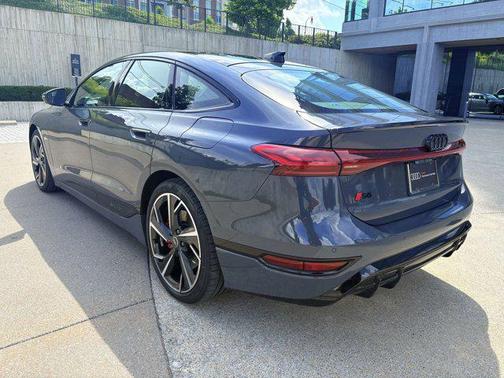 2025 Audi S6 e-tron Premium Plus