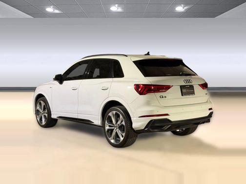 Glacier White Metallic 2021 Audi Q3 45 S line Premium Plus
