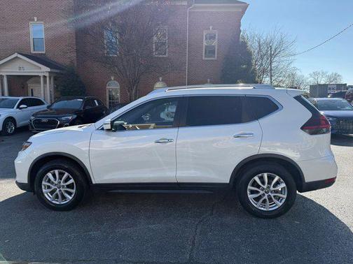 2020 Nissan Rogue SV