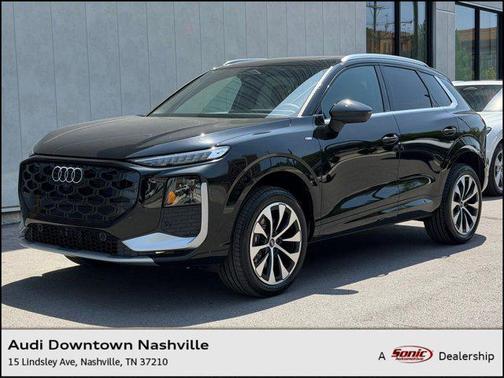 Mythos Black Metallic 2026 Audi Q3 TFSI quattro S tronic