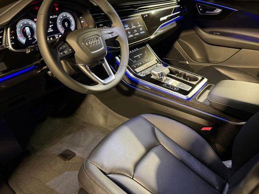 2026 Audi Q7 45 Premium