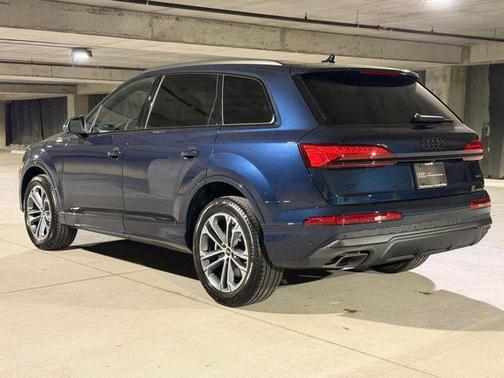 2026 Audi Q7 45 Premium