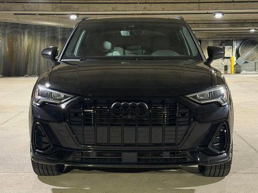 Mythos Black Metallic 2024 Audi Q3 45 S line Premium Plus