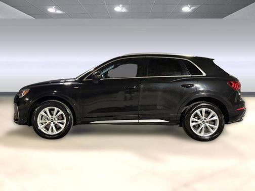 2023 Audi Q3 45 S line Premium Plus