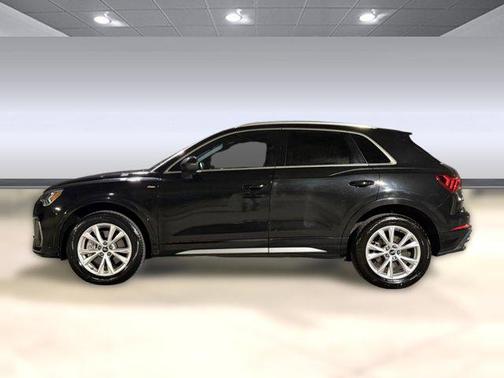 2023 Audi Q3 45 S line Premium Plus